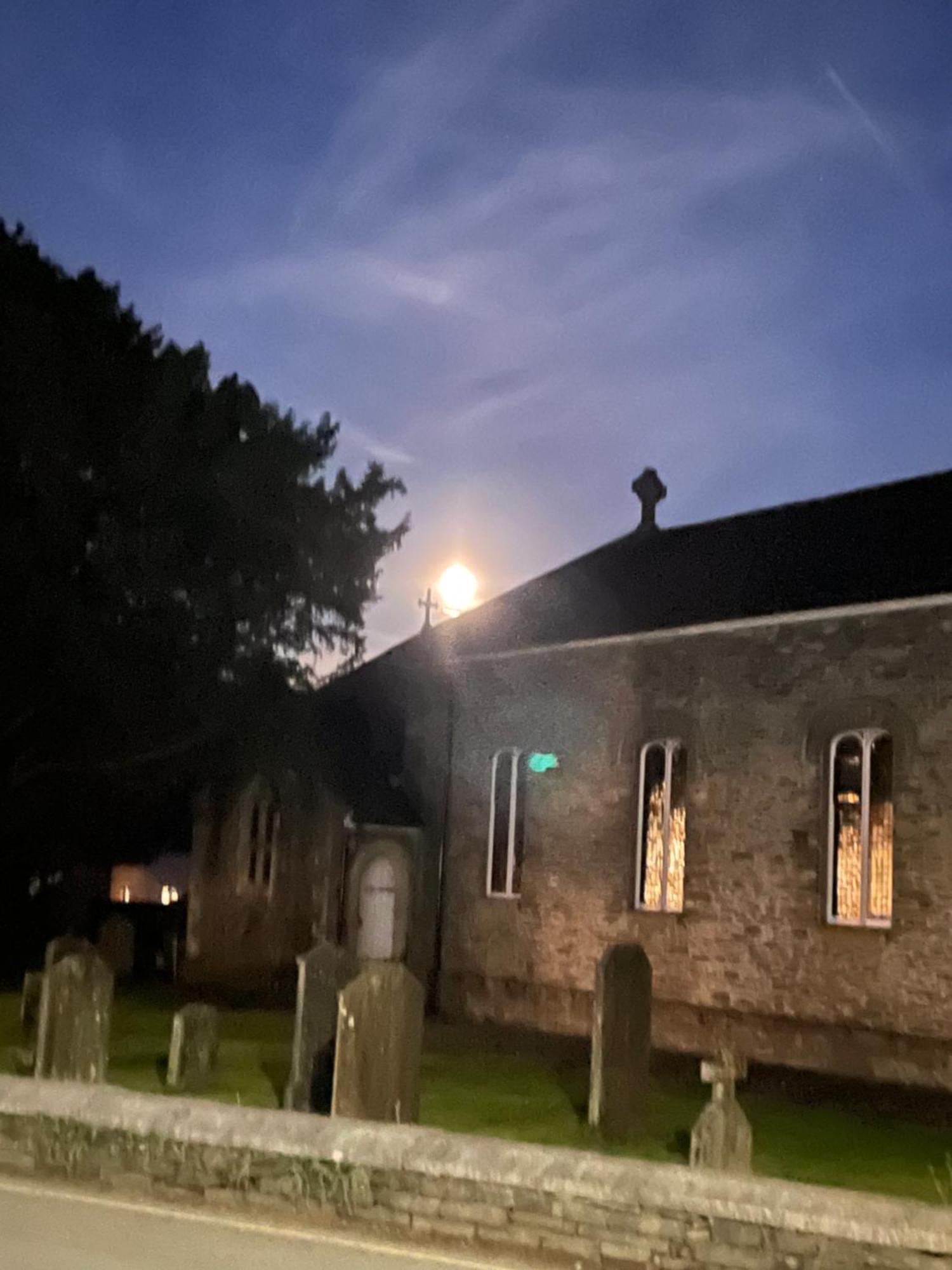 Church View Apartment Coniston Buitenkant foto